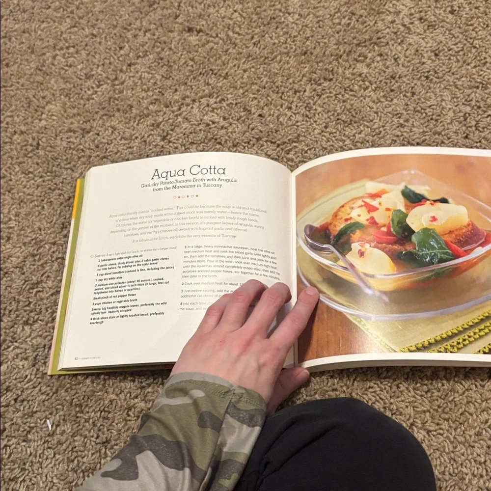 Yummy Potatoes Cookbook - Cream & Red Cover - Picture 3 of 3